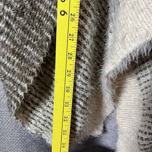 Women’s Knit Vest Open Front Cardigan 100% arcylic fuzzy tan and brown one size - Picture 5 of 11